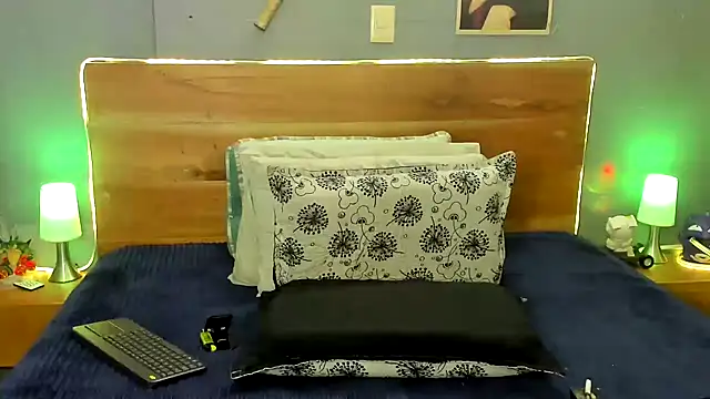 Chatroom XXX en direct de Prometeo-grizzly