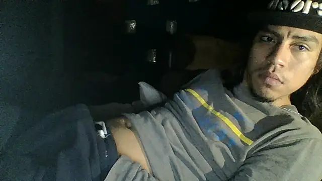 Chat XXX ao vivo de AlexAlejandro13