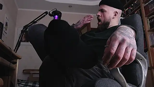 Czat XXX na żywo – FindomJason