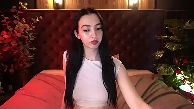 WildKittenX_ élő XXX-chatje