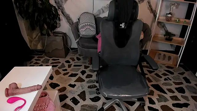 Chatroom XXX en direct de CelesteBrucee