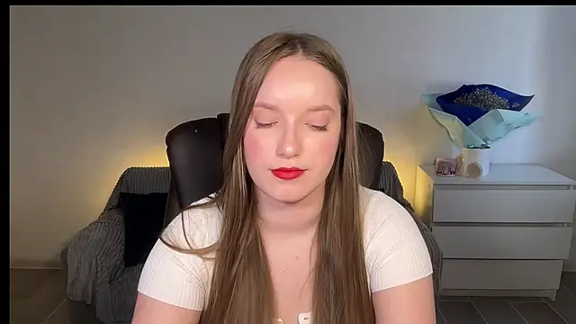 EvaMaddison 即時 XXX 聊天