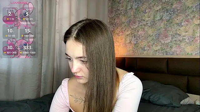 LoraDavi 现场XXX聊天