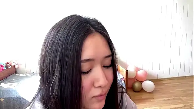 Czat XXX na żywo – YourMiIa