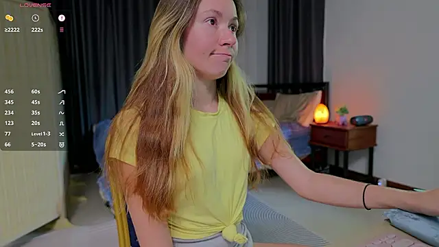 PocketElsa's Live XXX Chat