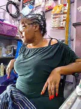 Goddess_of_Hearts' Live XXX Chat