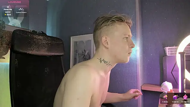 AlexxSweet's Live XXX Chat