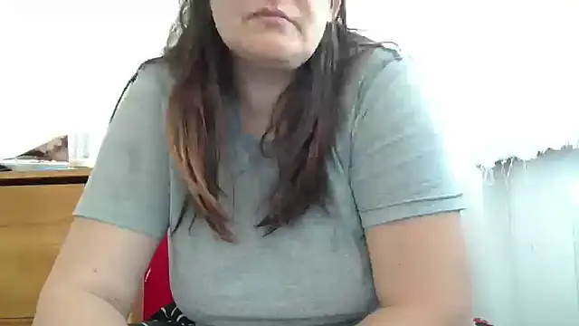 Lucinka1's Live XXX Chat