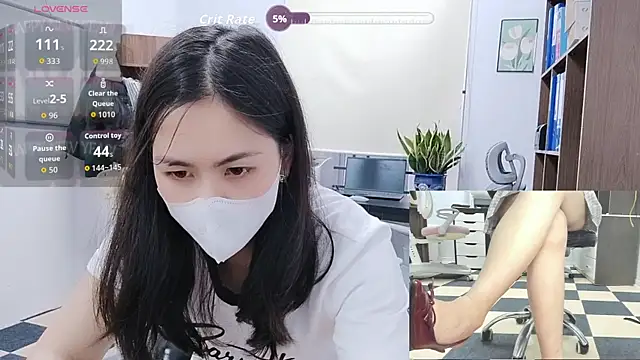 Pokazy przed kamerką – Kathylove_2023