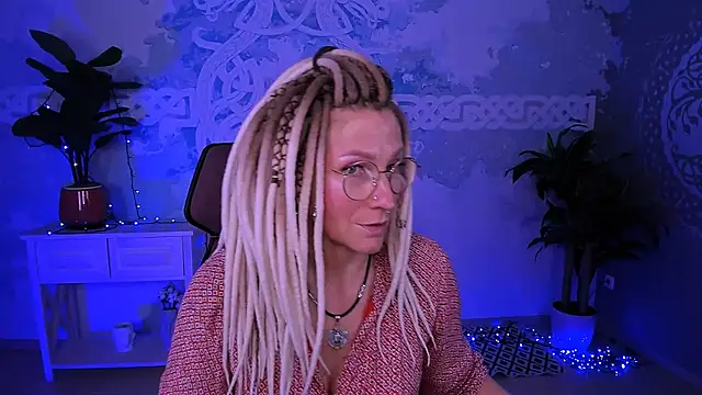 UmaSpace: онлайн-секс-чат