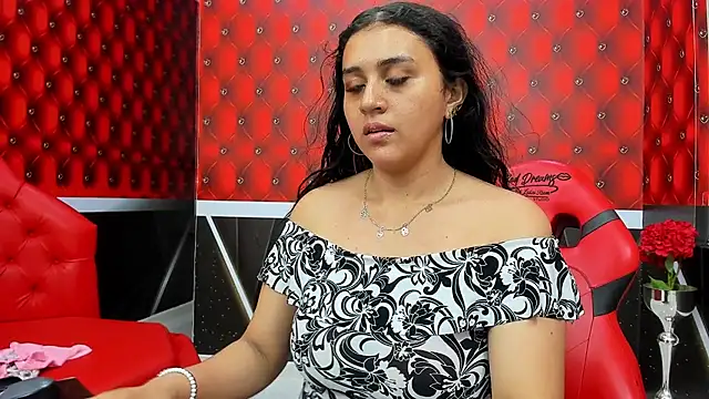 Lunaa_Abril live XXX chat