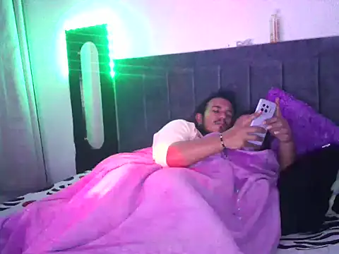 JadeYJacob Webcam show