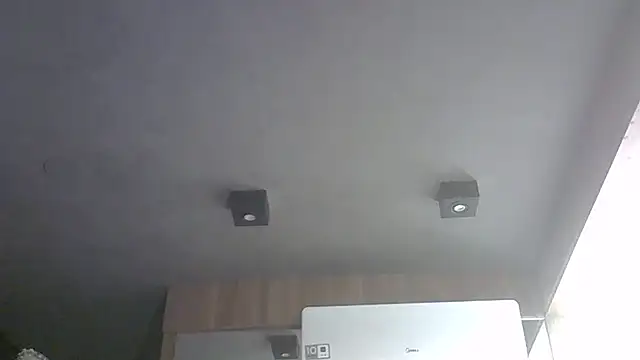 Chat +18 de SkinnyKitten ao vivo