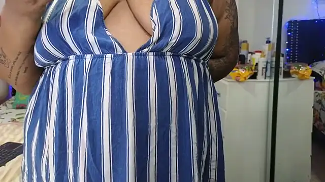 charlotte_077 live XXX chat