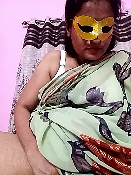 Gullapi লাইভ XXX চ্যাট