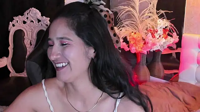 Chat +18 de Vicky_Angeel ao vivo