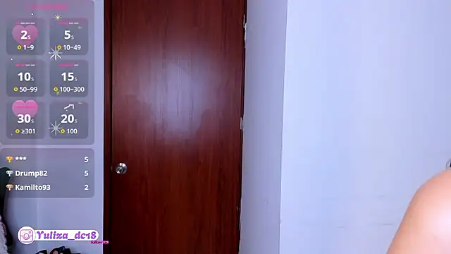 Luxury_Woman Adlı Modelin Canlı XXX Sohbeti