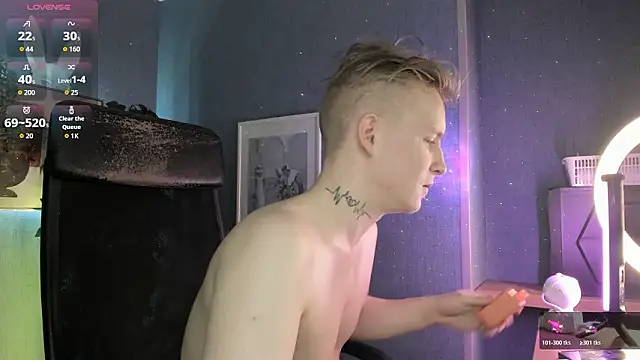 AlexxSweet 现场XXX聊天