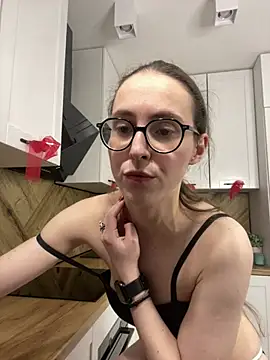 MartiniiSelenna's Live XXX Chat