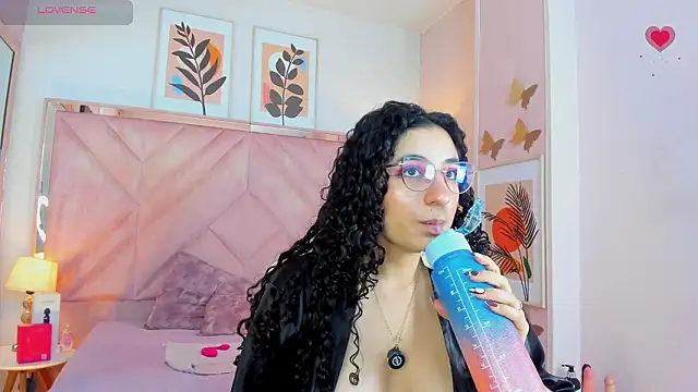 DemiJones_ Chat XXX in diretta