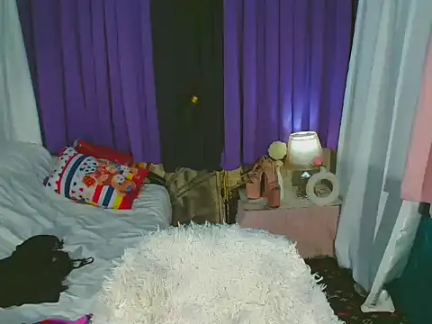 QueenieBrooks 网络视讯表演