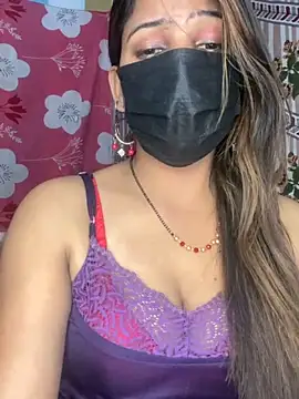 CUTI-NAINA 现场XXX聊天