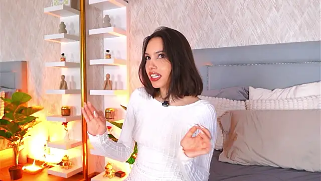 Chat +18 de Sofy_Bradd ao vivo