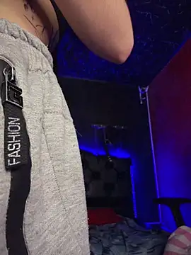 دردشة Sophie_LS الجنسية المباشرة