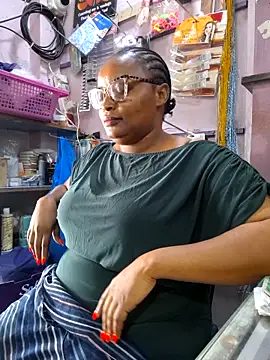 Goddess_of_Hearts Live XXX Chat