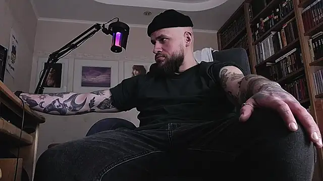 Вебкам-шоу FindomJason