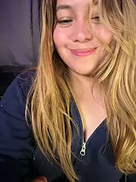 MerlyG 现场XXX聊天