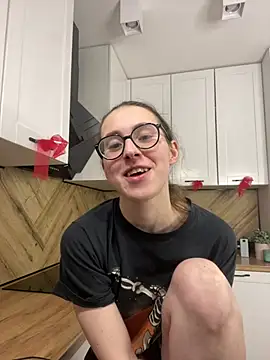 MartiniiSelenna Chat XXX live