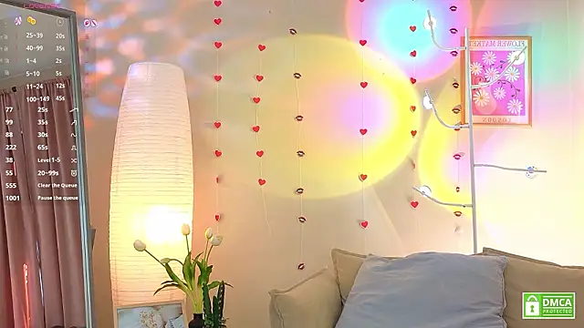 OliviaKis_ Chat XXX in diretta