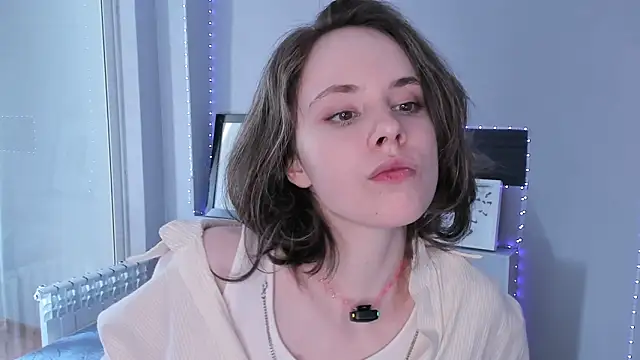 CrystaLeah Chat XXX in diretta