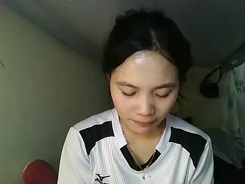 Be-MyMy Show in webcam