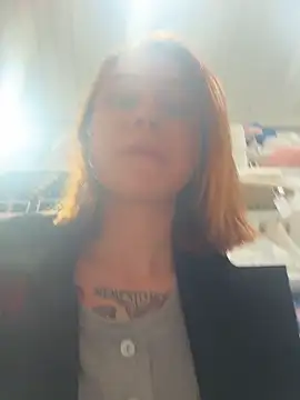 Chat +18 de RosieSecret ao vivo