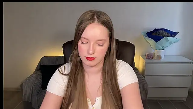 EvaMaddison live XXX chat