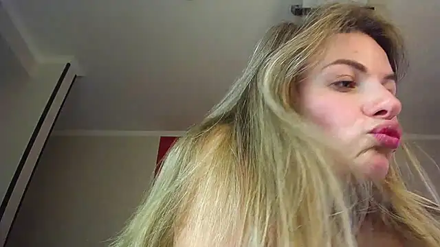 Chat +18 de ladysabotage ao vivo