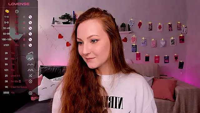 velvet_cherry_'s Live XXX Chat