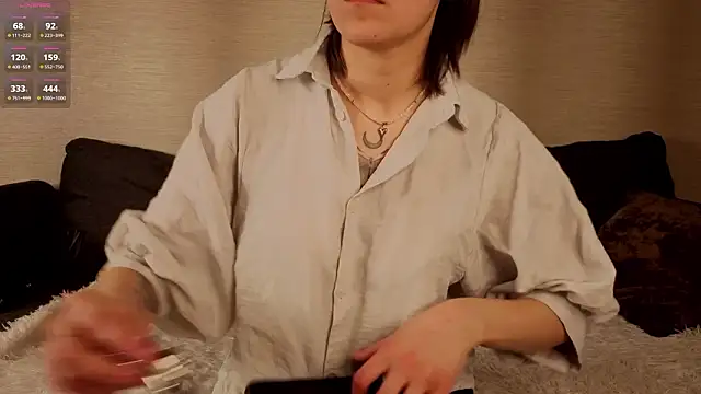 MirthfulUnseenのライブXXXチャット