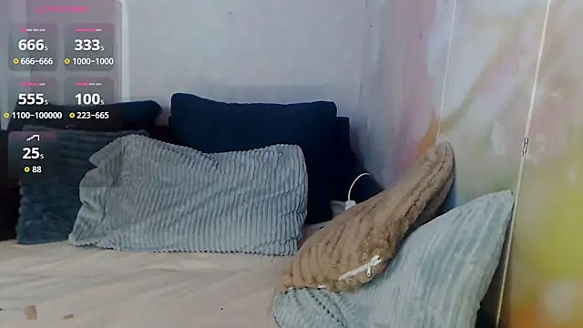 Sly_Oksi Chat XXX in diretta