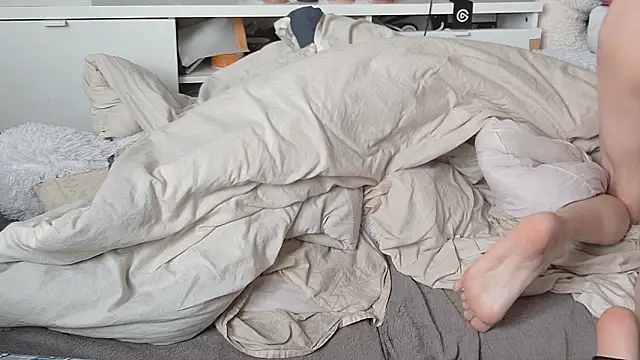 CeriseLapine: вебкам-шоу