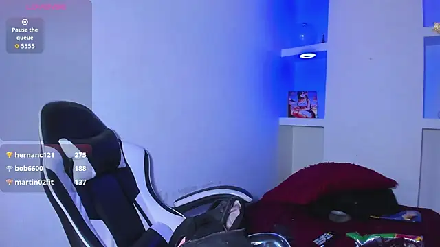 honeyluxe_ live XXX chat