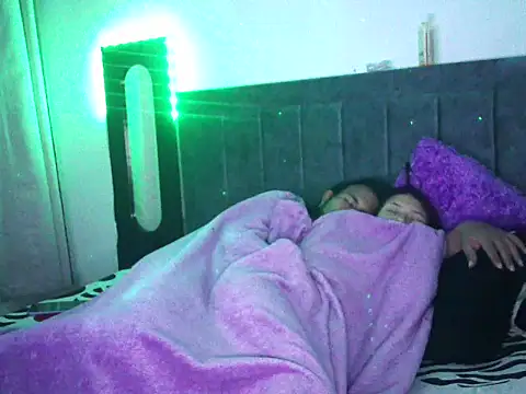 Živý XXX chat JadeYJacob