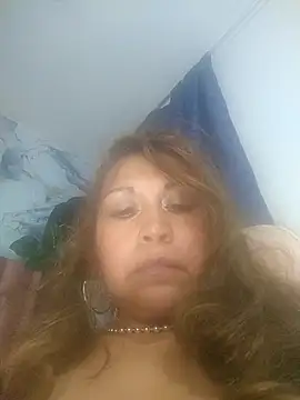 Kazsandraa 即時 XXX 聊天