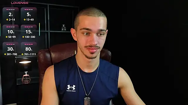 Show modela KaydenDrew na web-kameri