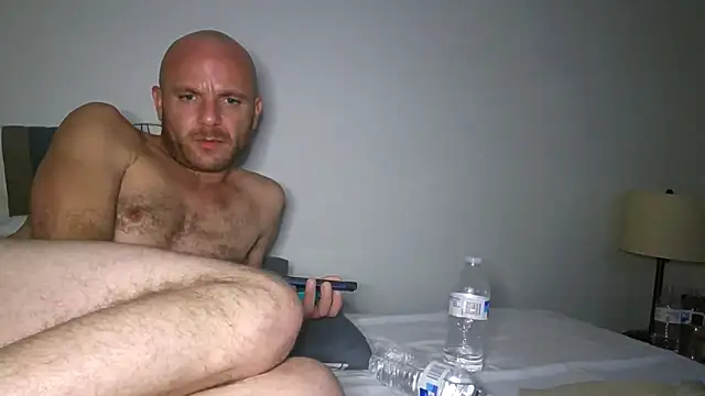 FrankieFuckMe élő XXX-chatje