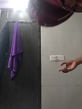 Dirtyman1232 élő XXX-chatje