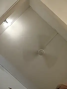 NakedMILFx: онлайн-секс-чат