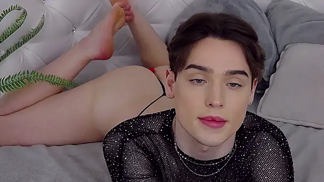 RobbyCharming élő XXX-chatje